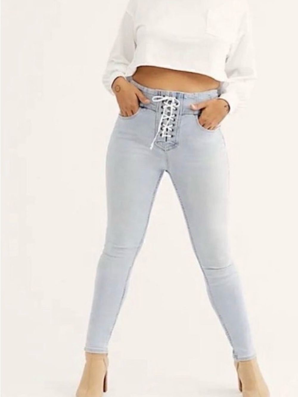 We The Free CRVY Lovers Knot Lace-Up Light Wash Jeans Women's Size 33